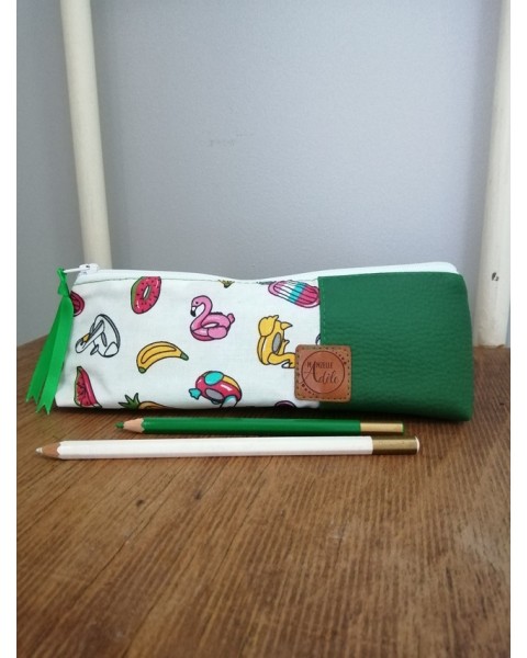 Trousse à crayons en coton...